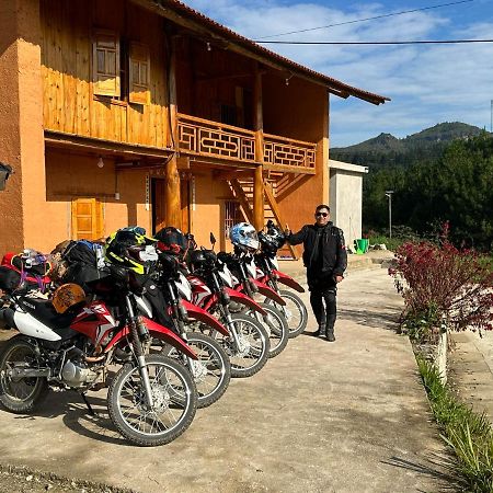 Hoang Nam Homestay Quan Ba エクステリア 写真